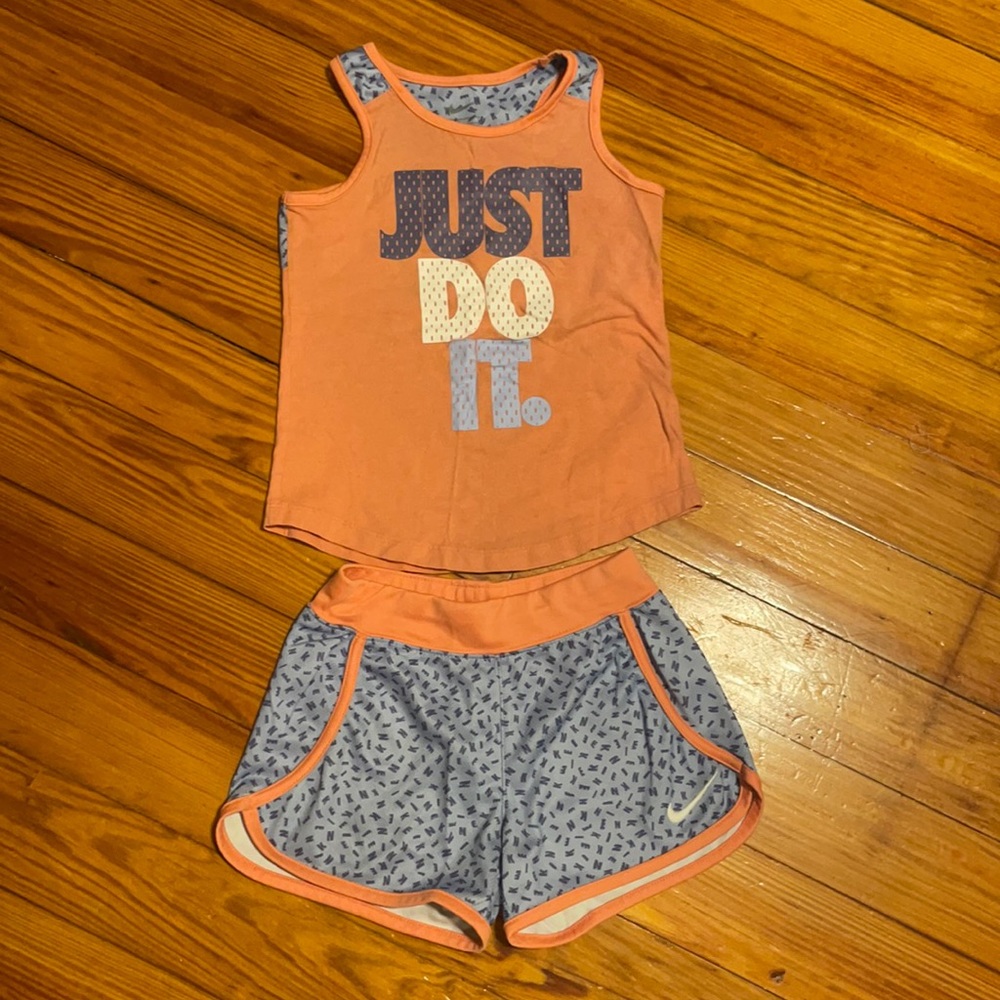 Nike shorts set